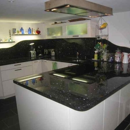 Küchenarbeitsplatte aus Labrador Blue poliert